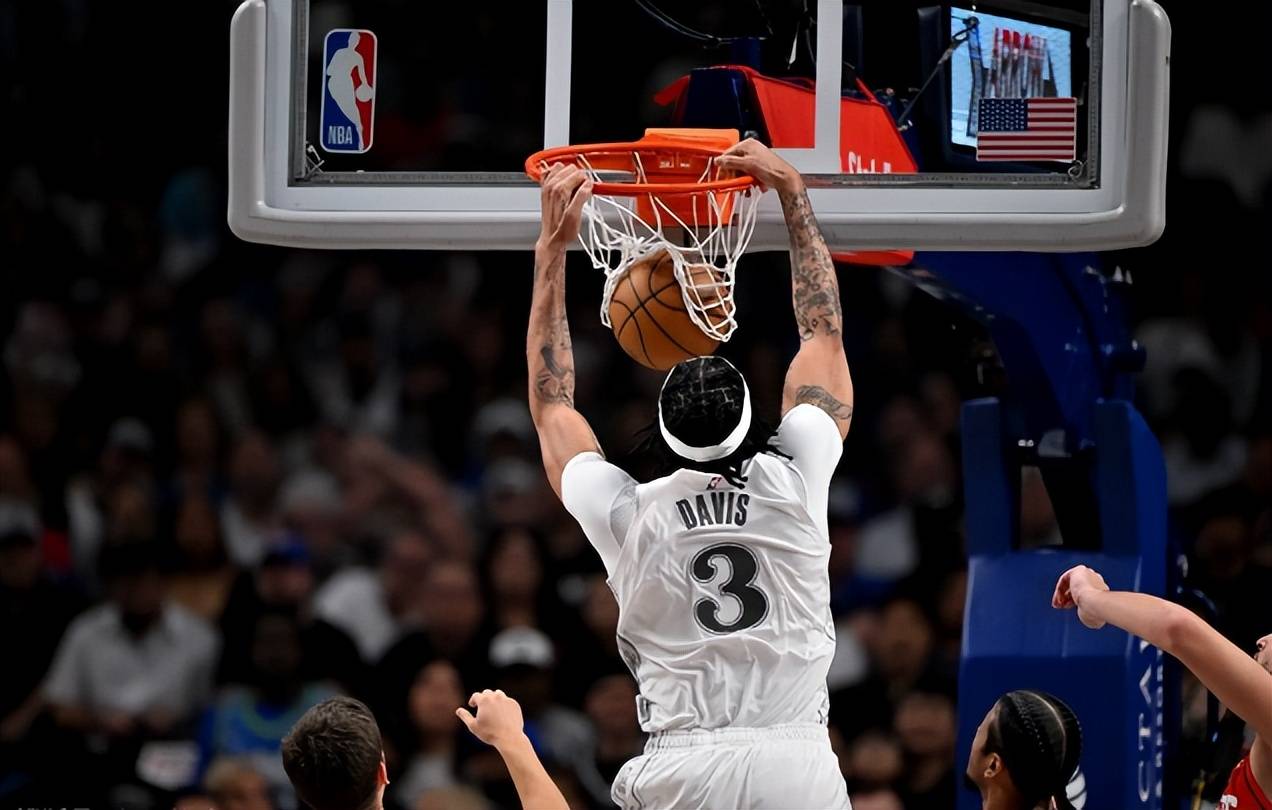 字母哥在法国队比赛中绝杀，势不可挡引发热议！的简单介绍